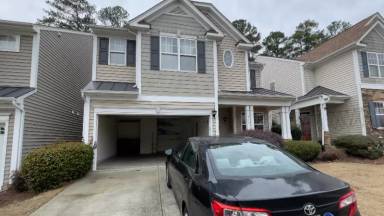 Main picture of 106 Meeting Hall Dr