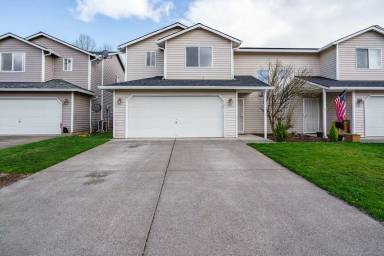 Main picture of 2422 NW 3rd Way