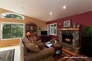 Main picture of 483 Skylake Ct