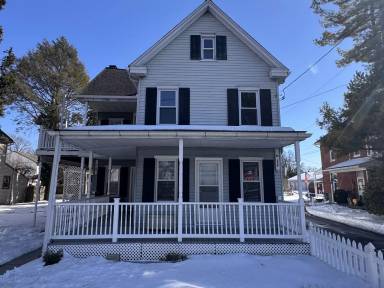 Main picture of 227 W High St