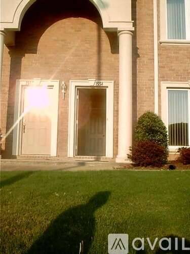 Main picture of 1560 Kirby Pkwy