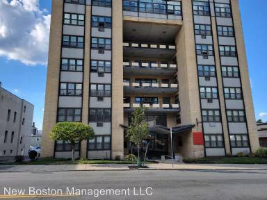 Main picture of 340 Main St