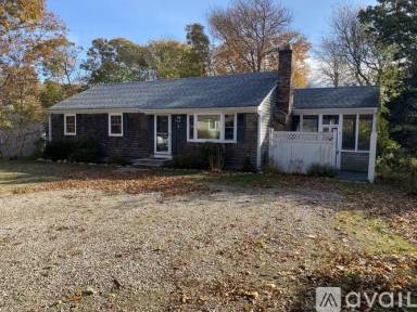 Main picture of 6 Cove Rd