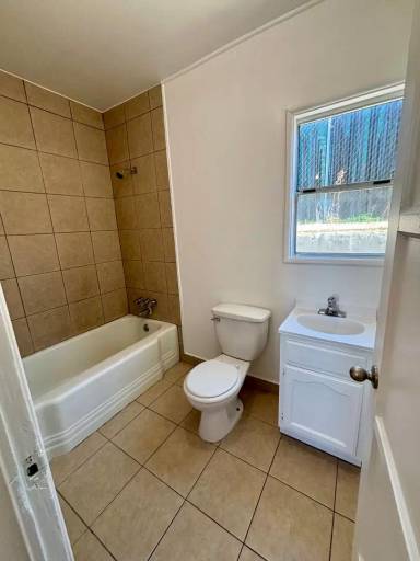 Main picture of 10156 1/4 Helendale Ave