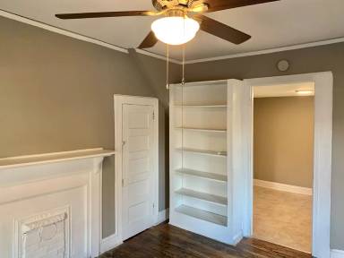 Main picture of 105 2nd St