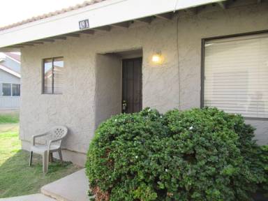 Main picture of 419 E Linda Ln