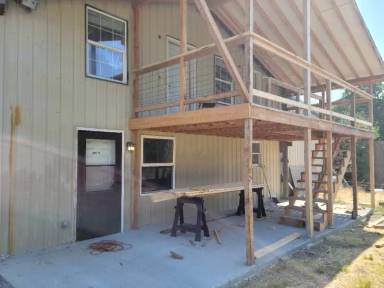 Main picture of 60 Frank Rd