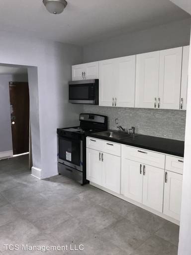 Main picture of 5922 Vine St