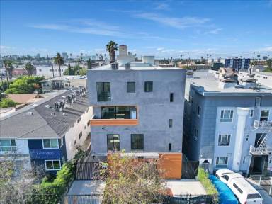 Main picture of 5612 Lexington Ave