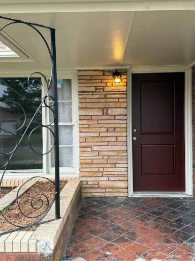 Main picture of 5609 S Rockwood Ave