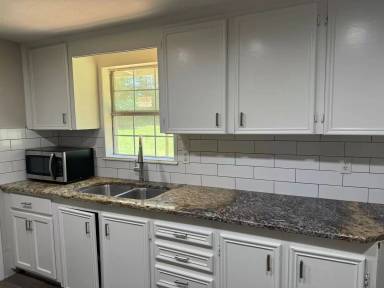 Main picture of 205 Pegues Rd