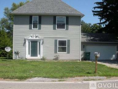Main picture of 245 Henricks Rd