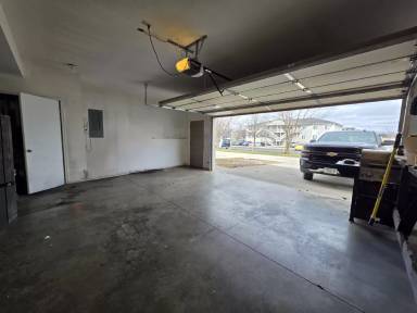 Main picture of 3809 Marigold Dr