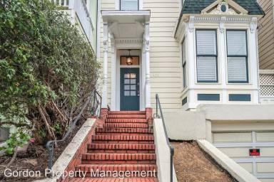 Main picture of 454 Clipper St