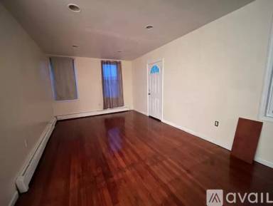 Main picture of 341 Beach 30th St