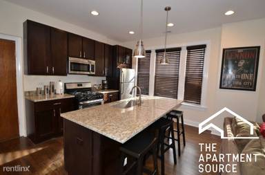 Main picture of 2556 W Argyle St