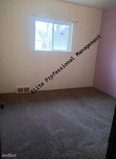 Main picture of 4270 Lapeer Rd