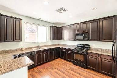 Main picture of 7596 Peaceful Trellis Dr