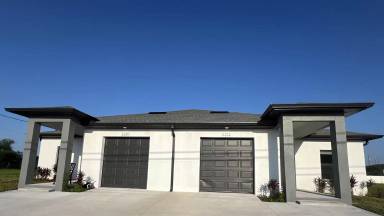 Main picture of 2220 Andalusia Blvd