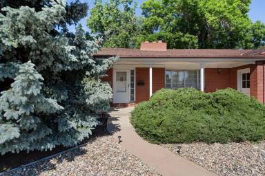 Main picture of 2611 S Zurich Ct