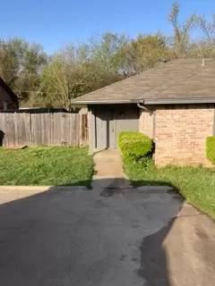 Main picture of 303 Shady Valley Dr