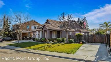 Main picture of 1600 Cherry Blossom Ln