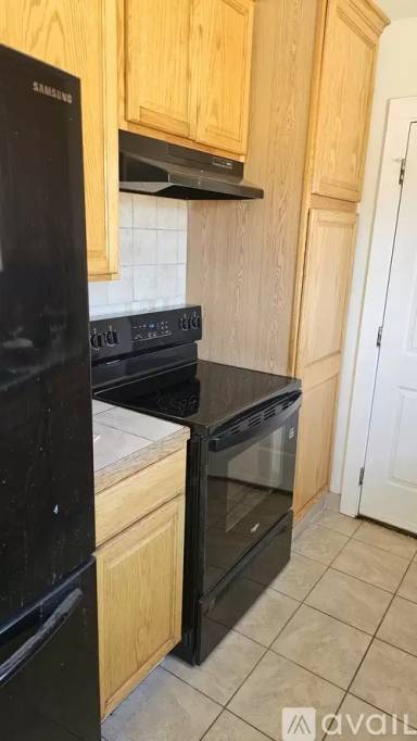 Main picture of 302 S 10th St