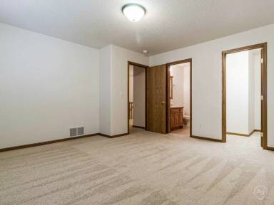 Main picture of 3115 23rd Ave S