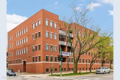 Main picture of 1400 E Hyde Park Blvd