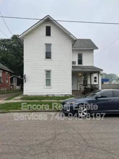 Main picture of 56 Hoover St