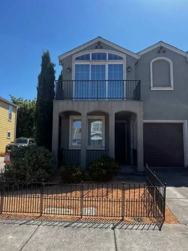 Main picture of 2941 Bay Village Ave