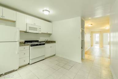 Main picture of 92 Saint Marks Pl