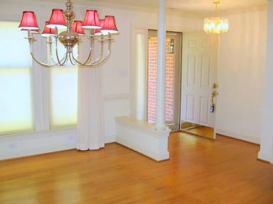 Main picture of 105 Mariners Cir