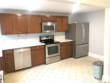 Main picture of 18 River St