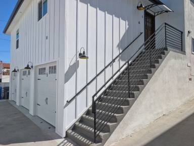 Main picture of 2603 Curtis Ave