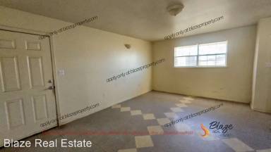 Main picture of 703 W Valencia Dr