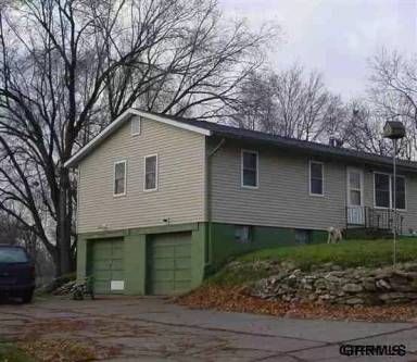 Main picture of 1729 Thayer St