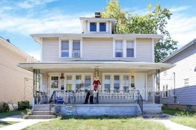 Main picture of 47 N Hague Ave