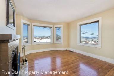 Main picture of 149 Alexander Ave