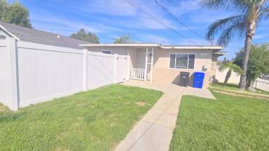 Main picture of 124 N 12th Ave