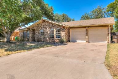 Main picture of 3846 Deerfield Rd