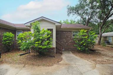 Main picture of 4630A Bellview Ave