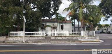 Main picture of 2715 Parker Ave