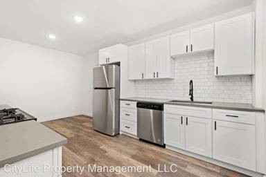 Main picture of 804 Ridge Ave