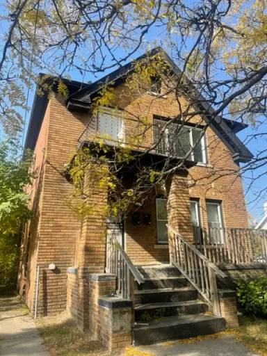 Main picture of 15395 Snowden St