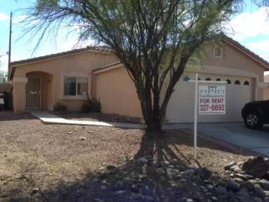 Main picture of 2267 W Roundwood Pl