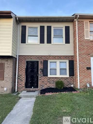 Main picture of 2342 Hill St