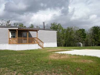 Main picture of 37 Riverside Ln