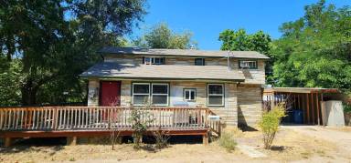 Main picture of 1620 W Warren St