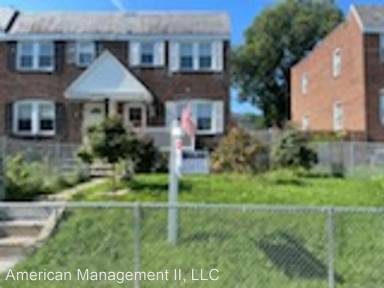 Main picture of 137 W Meadow Rd